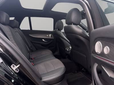 Mercedes-Benz E 300de T AMG-Line Pano*MBEAM*360*Burmester*Dist — slika 14