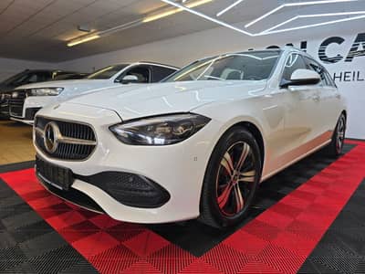 Mercedes-Benz C 220 *1-Hand*Panorama*Leder*LED*Keyless-GO*AHK* — slika 1