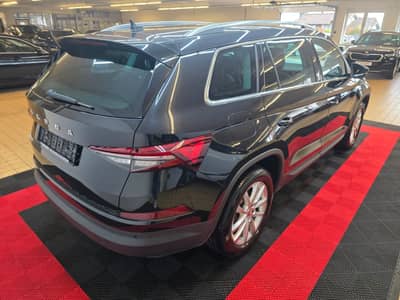 Skoda Kodiaq Style/Navi/T.Leder/LED/Erster H/TOP — slika 9