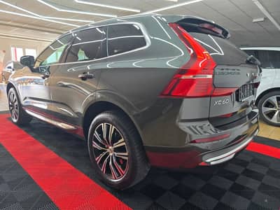 Volvo XC 60 Inscription*1-Hand*Leder*Keyless-GO*ACC* — slika 6