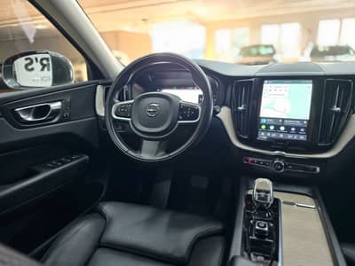 Volvo XC 60 Inscription*1-Hand*Leder*Keyless-GO*ACC* — slika 7