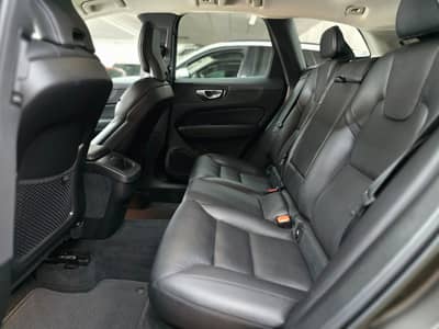 Volvo XC 60 Inscription*1-Hand*Leder*Keyless-GO*ACC* — slika 13
