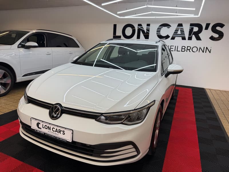 Volkswagen Golf VIII Variant Life/Navi/LED/Ambient/Erster H