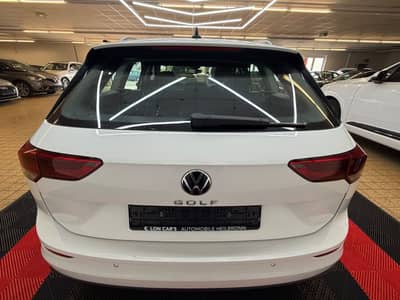 Volkswagen Golf VIII Variant Life/Navi/LED/Ambient/Erster H — slika 9
