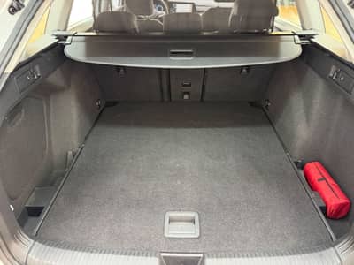 Volkswagen Golf VIII Variant Life/Navi/LED/Ambient/Erster H — slika 18