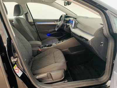 Volkswagen Golf VIII Variant Life DSG°AMBIENT°AHK°ACC°1.Hd° — slika 21