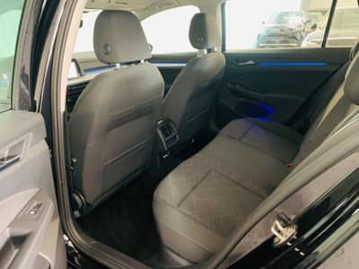 Volkswagen Golf VIII Variant Life DSG°AMBIENT°AHK°ACC°1.Hd° — slika 19