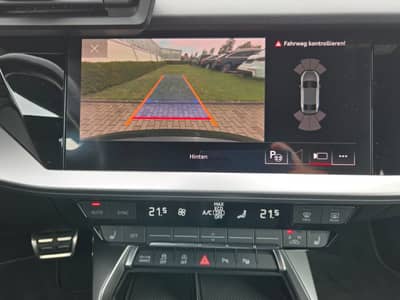 Audi A3 Lim.35 TDI"S line"Matrix"Kamera"Virtual"19 Zl — slika 17