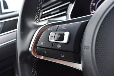 Volkswagen Arteon R-Line 4Motion PANO/AHK/STH/MASAGE/DYNAUD — slika 25