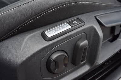 Volkswagen Arteon R-Line 4Motion PANO/AHK/STH/MASAGE/DYNAUD — slika 21