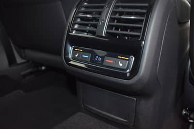 Volkswagen Arteon R-Line 4Motion PANO/AHK/STH/MASAGE/DYNAUD — slika 32