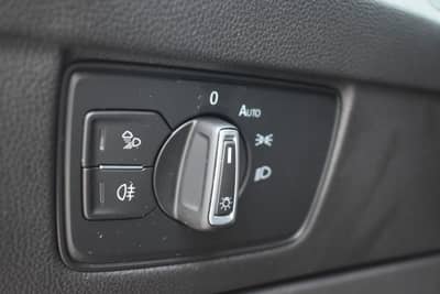 Volkswagen Arteon R-Line 4Motion PANO/AHK/STH/MASAGE/DYNAUD — slika 24