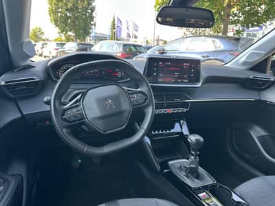 Peugeot 208 Allure — slika 3