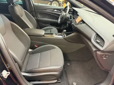 Opel Insignia B Sports Tourer/Navi/LED/Kamera/Leder — slika 15