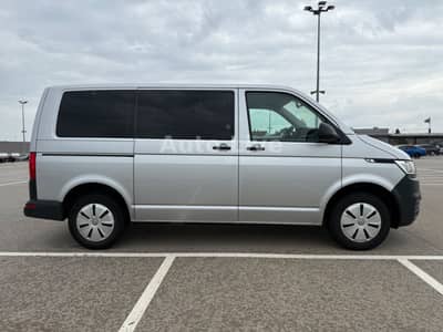 Volkswagen T6.1 Transporter 2,0 TDI*AUTOMATIK*9-SITZE*KLIMA — slika 6