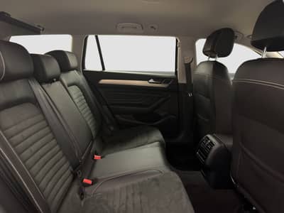 Volkswagen Passat ELEGANCE DSG+MATRIX+ACC+ALCANTARA+AHK — slika 17