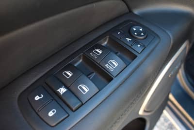 Jeep Grand Cherokee 3.0 CRD Summit AHK/H&K/KEYLES/ACC — slika 22