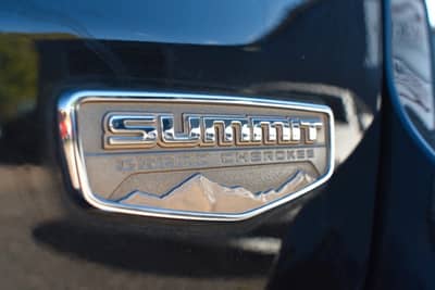 Jeep Grand Cherokee 3.0 CRD Summit AHK/H&K/KEYLES/ACC — slika 37