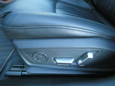 Audi A6 40 TDI 4x4 Matrix Leder B&O Sitzklima 360° SH — slika 24