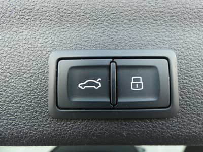 Audi A6 40 TDI 4x4 Matrix Leder B&O Sitzklima 360° SH — slika 31