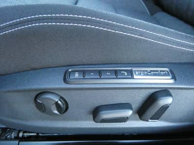 Volkswagen Passat 2.0 TDI DSG 1-Hd LED Navi ACC AHK Kamera — slika 20