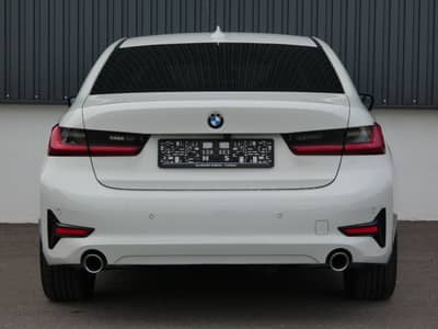 BMW 320d xDrive Aut. LED Navi 2-Hand 360° Kamera — slika 30