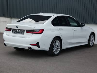 BMW 320d xDrive Aut. LED Navi 2-Hand 360° Kamera — slika 32