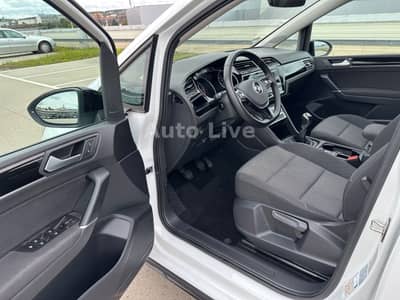Volkswagen Touran 2.0 TDI*R LINE*7-SITZE*PANORAMA*LED*AHK* — slika 16