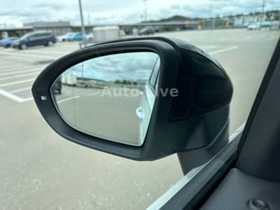Volkswagen Touran 2.0 TDI*R LINE*7-SITZE*PANORAMA*LED*AHK* — slika 19