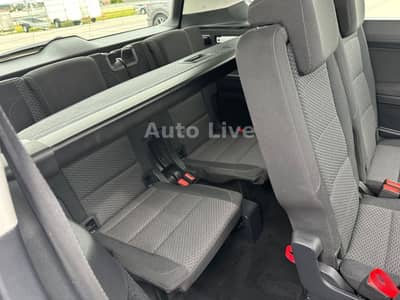 Volkswagen Touran 2.0 TDI*R LINE*7-SITZE*PANORAMA*LED*AHK* — slika 11