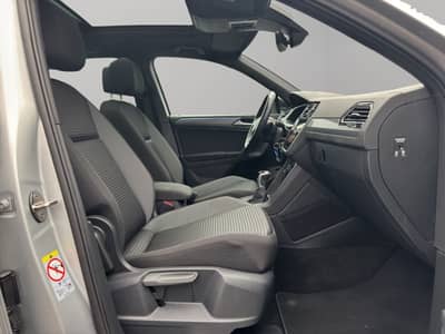 Volkswagen Tiguan Pano*Virtual*AHK*HUD*ACC*Ambiente*App*LED — slika 15