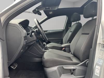 Volkswagen Tiguan Pano*Virtual*AHK*HUD*ACC*Ambiente*App*LED — slika 10