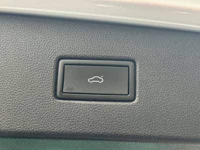 Volkswagen Tiguan Pano*Virtual*AHK*HUD*ACC*Ambiente*App*LED — slika 17