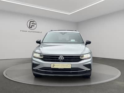 Volkswagen Tiguan Pano*Virtual*AHK*HUD*ACC*Ambiente*App*LED — slika 8