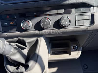 Volkswagen Crafter 35TDI*MITTEL-HOCH*KLIMA*KAMERA*NAVI*PDC! — slika 20