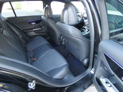 Mercedes-Benz C 300 d T Avantgarde LED Navi Distronic HiFi 18" — slika 7