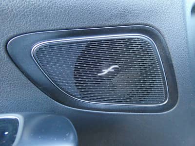 Mercedes-Benz C 300 d T Avantgarde LED Navi Distronic HiFi 18" — slika 19