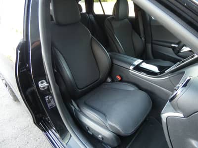 Mercedes-Benz C 300 d T Avantgarde LED Navi Distronic HiFi 18" — slika 6