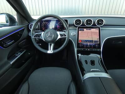 Mercedes-Benz C 300 d T Avantgarde LED Navi Distronic HiFi 18" — slika 4