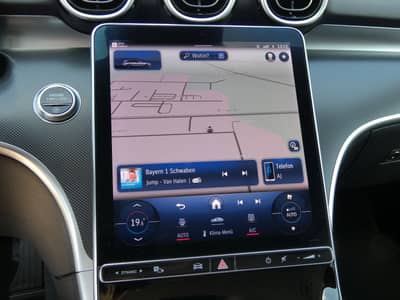 Mercedes-Benz C 200 d T Avantgarde Distronic LED Navi 1-Hand — slika 9