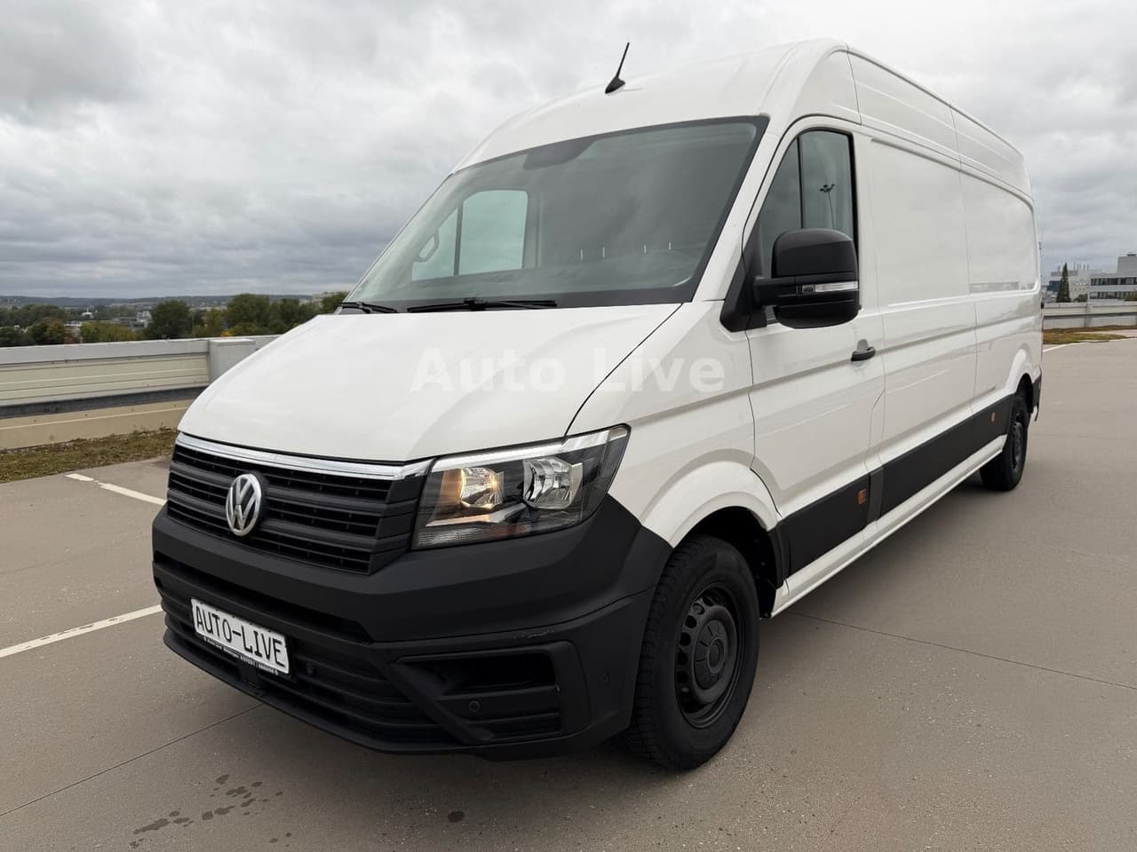 Volkswagen Crafter 35TDI*MAXI-HOCH-LANG*KLIMA*KAMERA*TEMPOM — slika 1