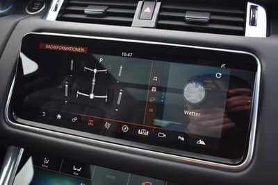Land Rover Range Rover Sport HSE P400 Dynamic Stealt Black — slika 30