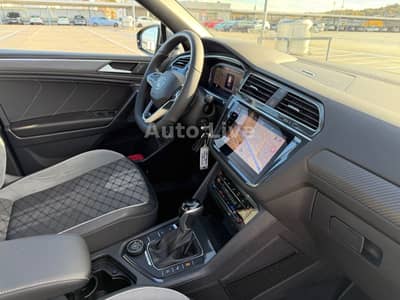 Volkswagen Tiguan Allspace 2.0 TDI DSG*4M*7-SITZ*R LINE*VOL — slika 21