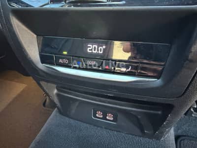 BMW X3 xDrive 20d*AUT*M PAKET*VIR*LASER*PANO*AHK*VOL — slika 21