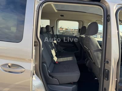 Volkswagen Caddy 2.0 TDI Kombi*MOVE*PANORAMA*XENON*KAMERA — slika 18