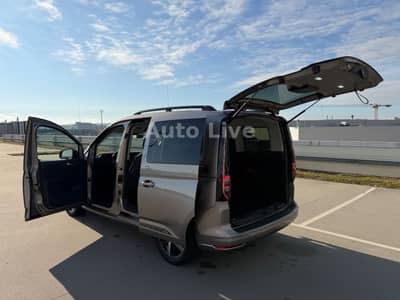 Volkswagen Caddy 2.0 TDI Kombi*MOVE*PANORAMA*XENON*KAMERA — slika 26