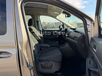 Volkswagen Caddy 2.0 TDI Kombi*MOVE*PANORAMA*XENON*KAMERA — slika 16