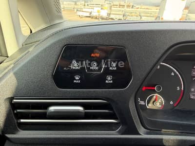 Volkswagen Caddy 2.0 TDI Kombi*MOVE*PANORAMA*XENON*KAMERA — slika 24