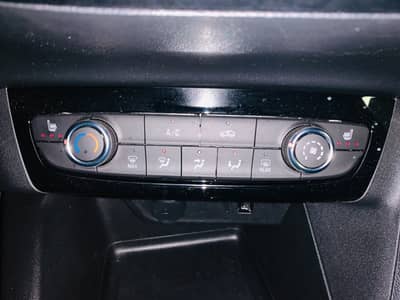 Opel Corsa F Elegance°Apple-Car°LED°KAMERA°SHZ°PDC° — slika 13