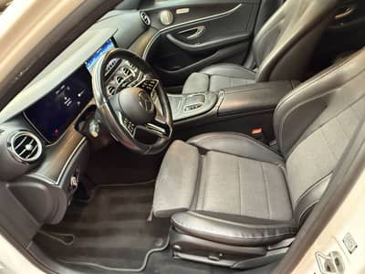 Mercedes-Benz E 300 E T-Modell Avantgarde/Navi/Kamera/LED/TOP — slika 12